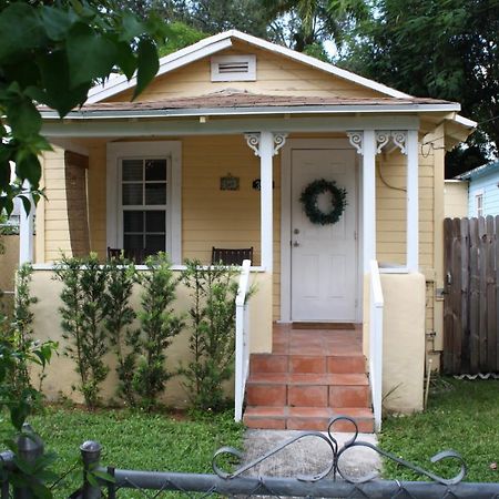 מיאמי Key West Style Historic Home In Coconut Grove Florida The Yellow House מראה חיצוני תמונה