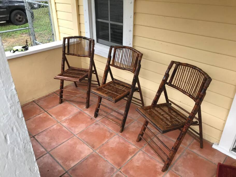 מיאמי Key West Style Historic Home In Coconut Grove Florida The Yellow House מראה חיצוני תמונה